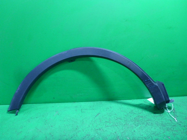 Накладка заднего крыла правого