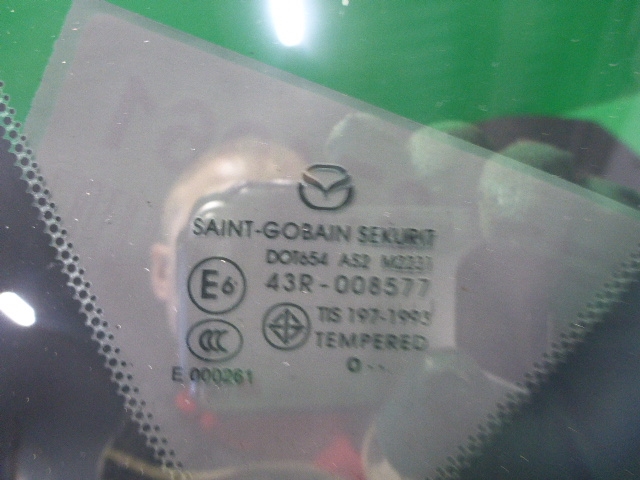 Стекло кузовное глухое левое