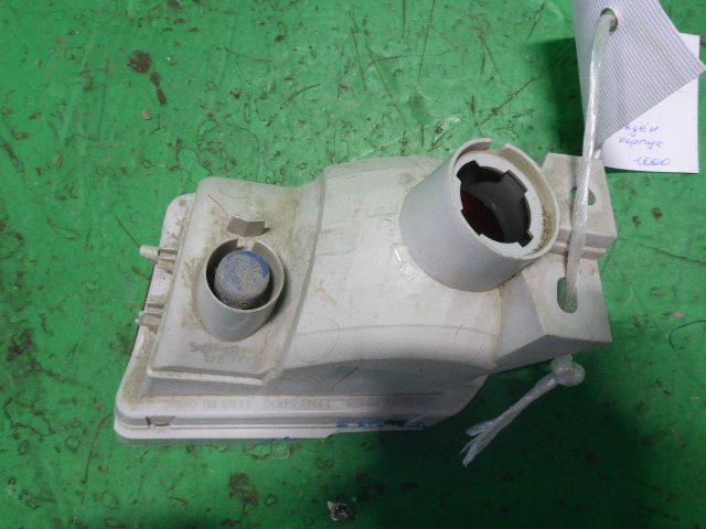 Фонарь задний в бампер правый