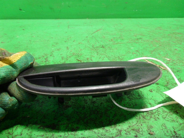 Ручка двери задней наружная левая