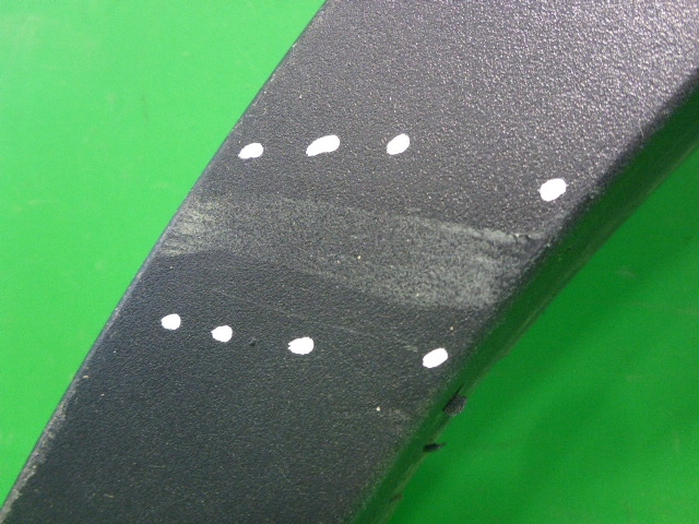 Накладка заднего крыла левого