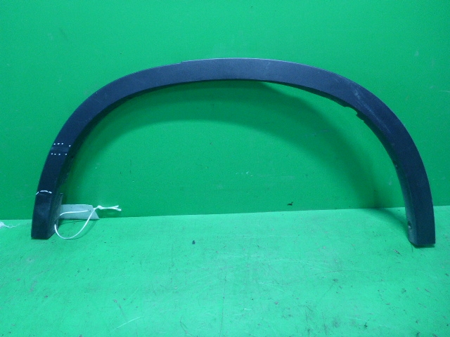 Накладка заднего крыла левого