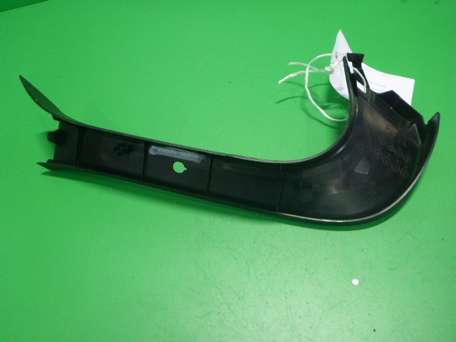 Обшивка багажника