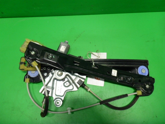 Стеклоподъемник электр. передний правый