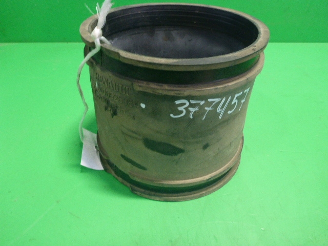 Патрубок воздушного фильтра