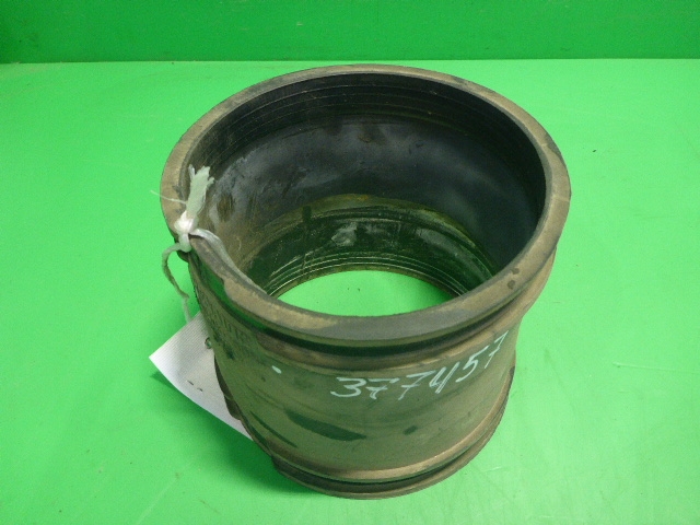 Патрубок воздушного фильтра