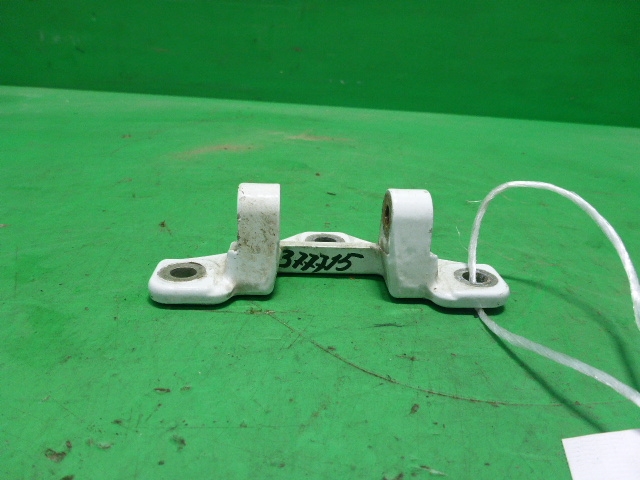 Петля двери