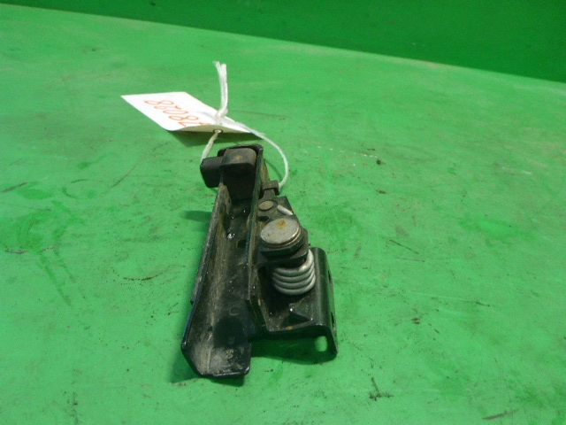 Ограничитель двери