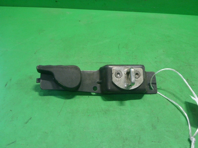 Замок багажника