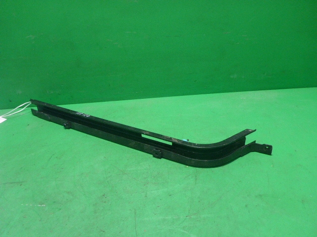 Направляющая двери сдвижной