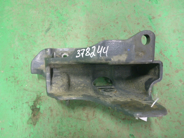 Кронштейн (сопут. товар)