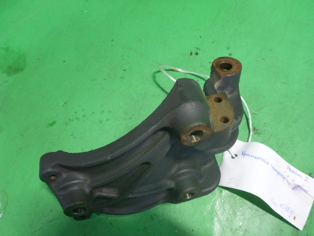 Кронштейн генератора