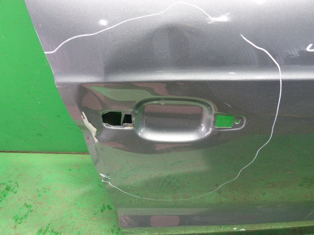 Дверь передняя правая