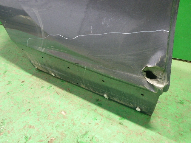 Дверь задняя правая