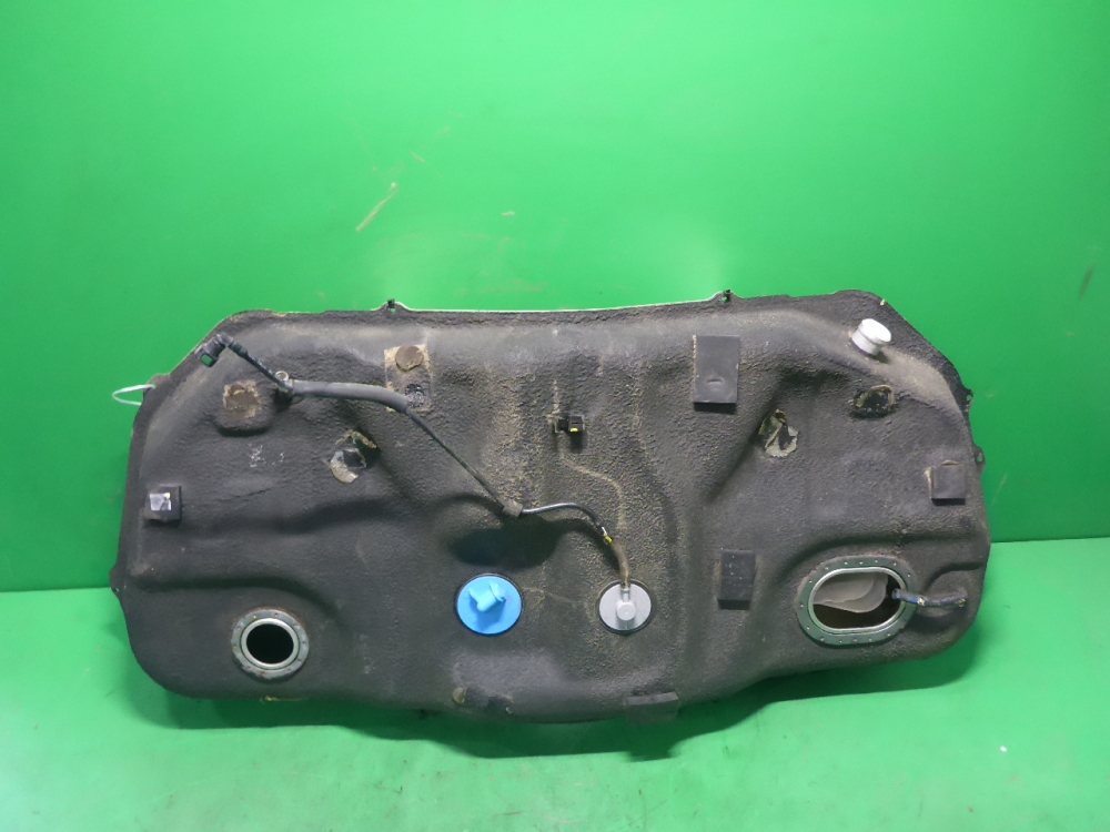 Бак топливный