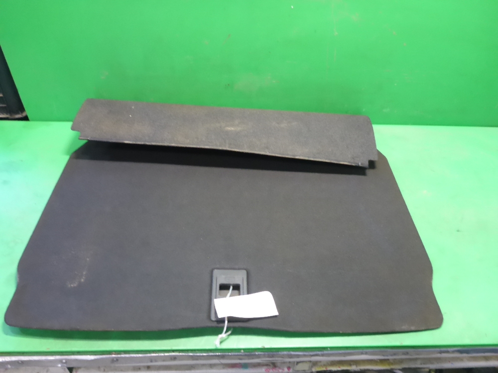 Пол багажника