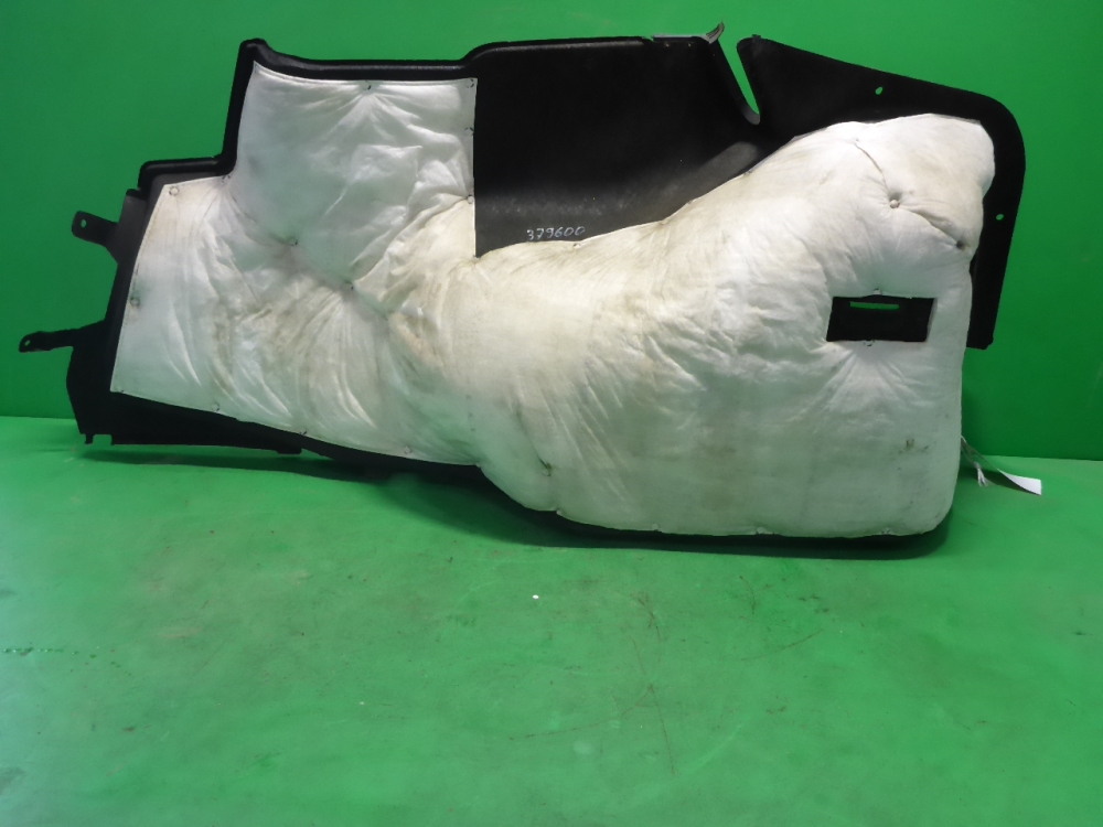 Обшивка багажника