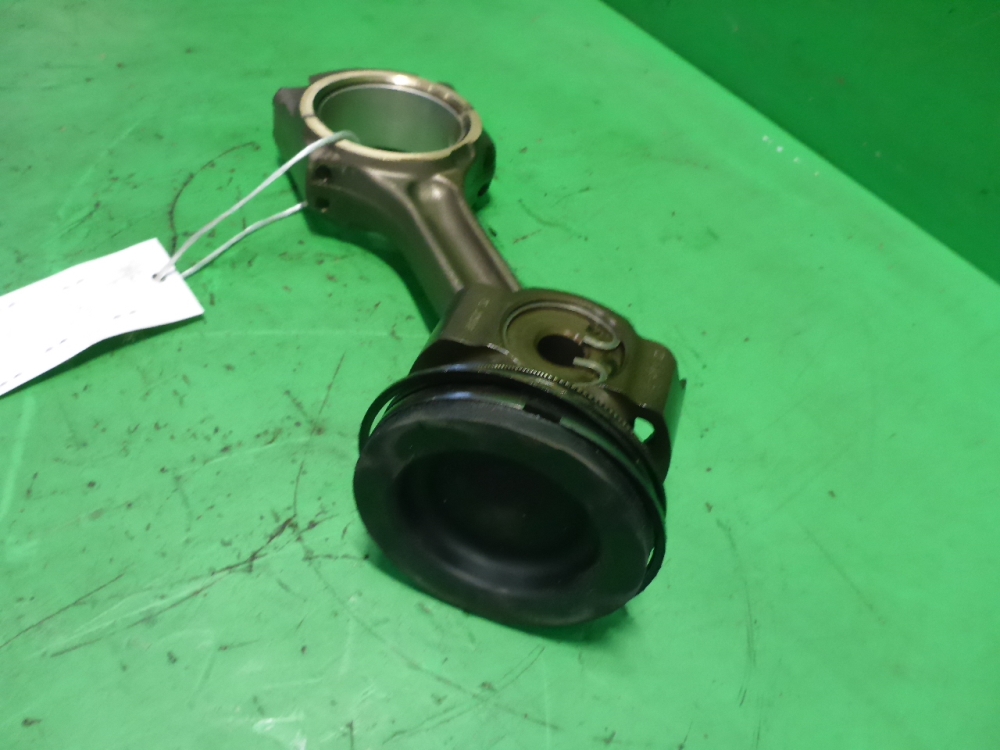 Поршень с шатуном