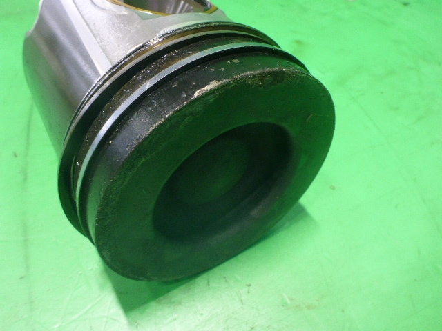 Поршень с шатуном