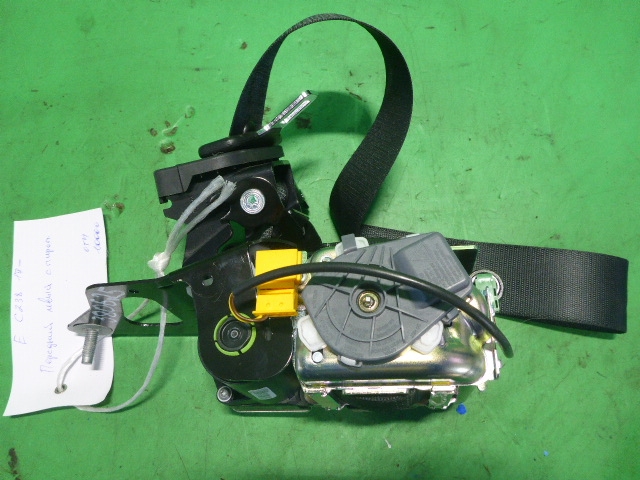 Ремень безопасности с пиропатроном