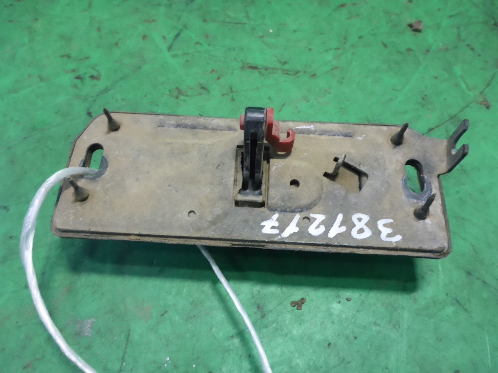 Ручка открывания багажника