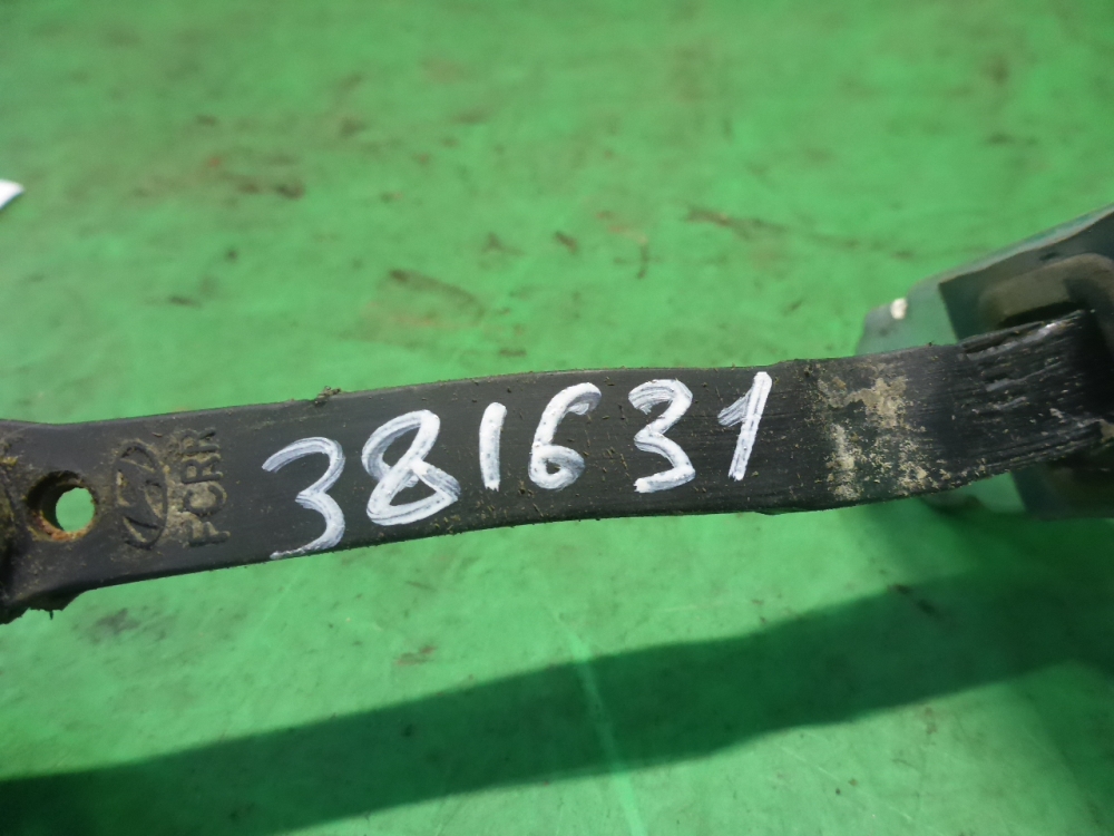 Ограничитель двери