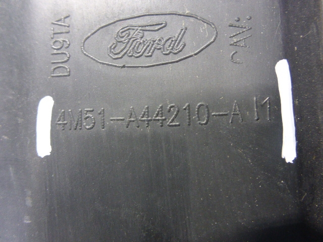 Спойлер (дефлектор) крышки багажника