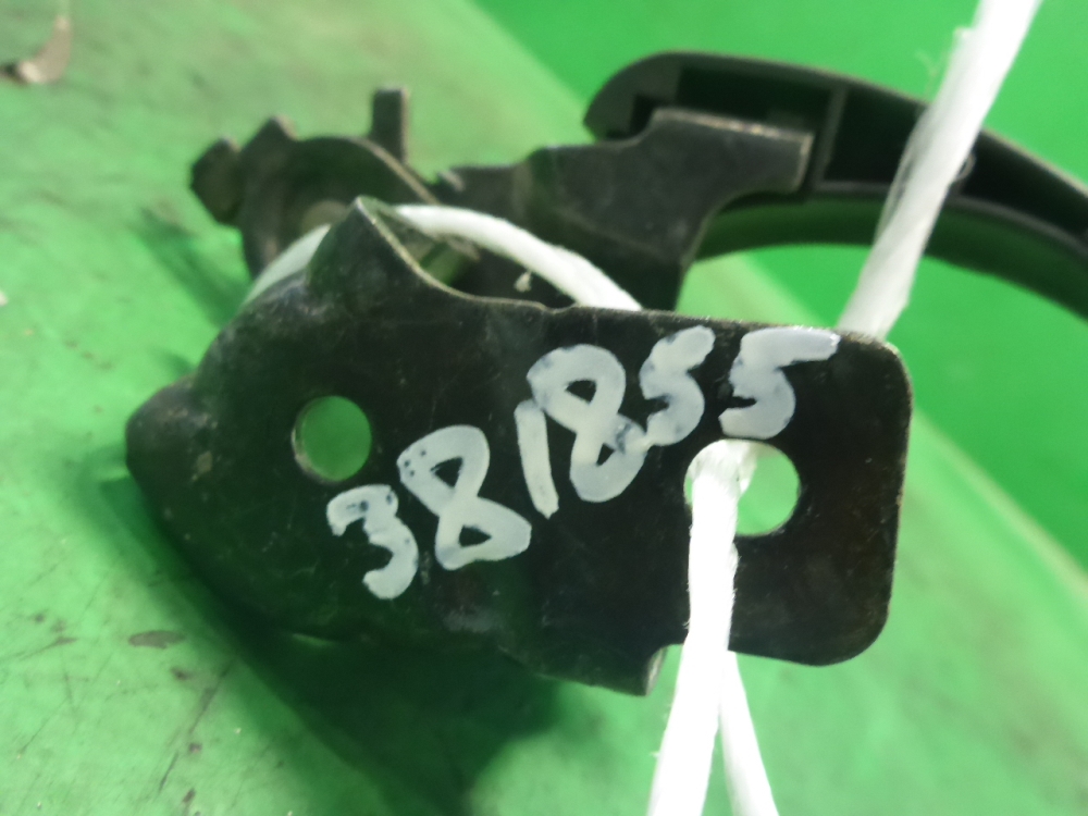 Ручка открывания капота