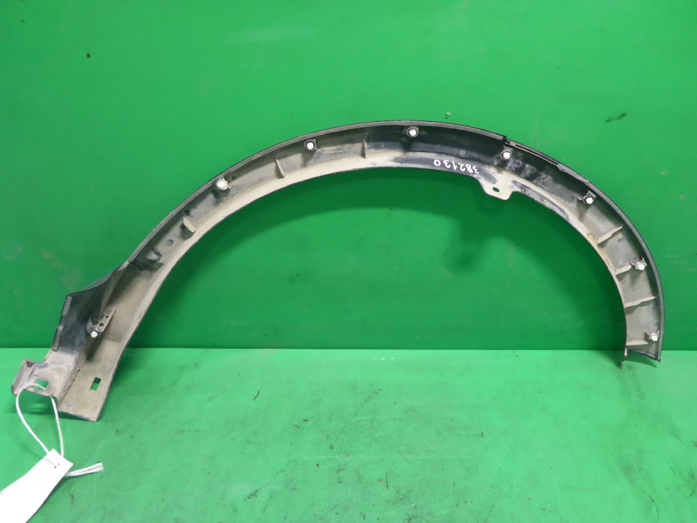 Накладка заднего крыла правого