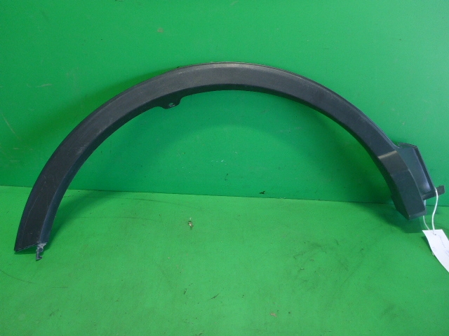 Накладка заднего крыла правого