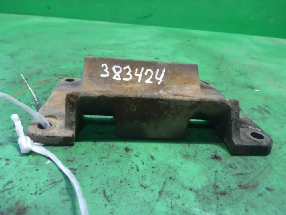 Кронштейн (сопут. товар)