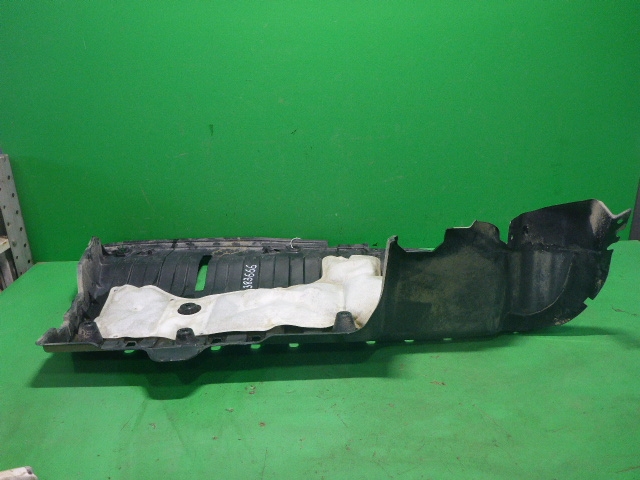 Защита антигравийная правая