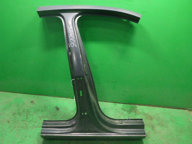 Порог правый