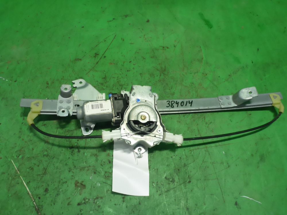 Стеклоподъемник электр. задний правый