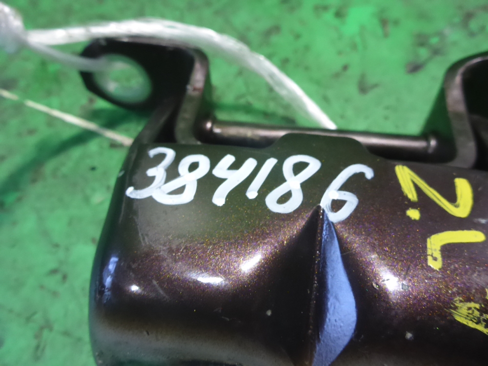 Петля двери задней левой верхняя