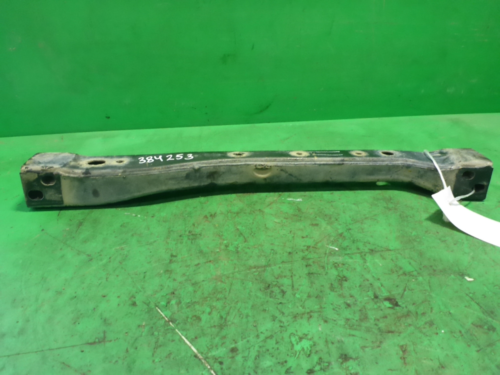 Балка передняя поперечная