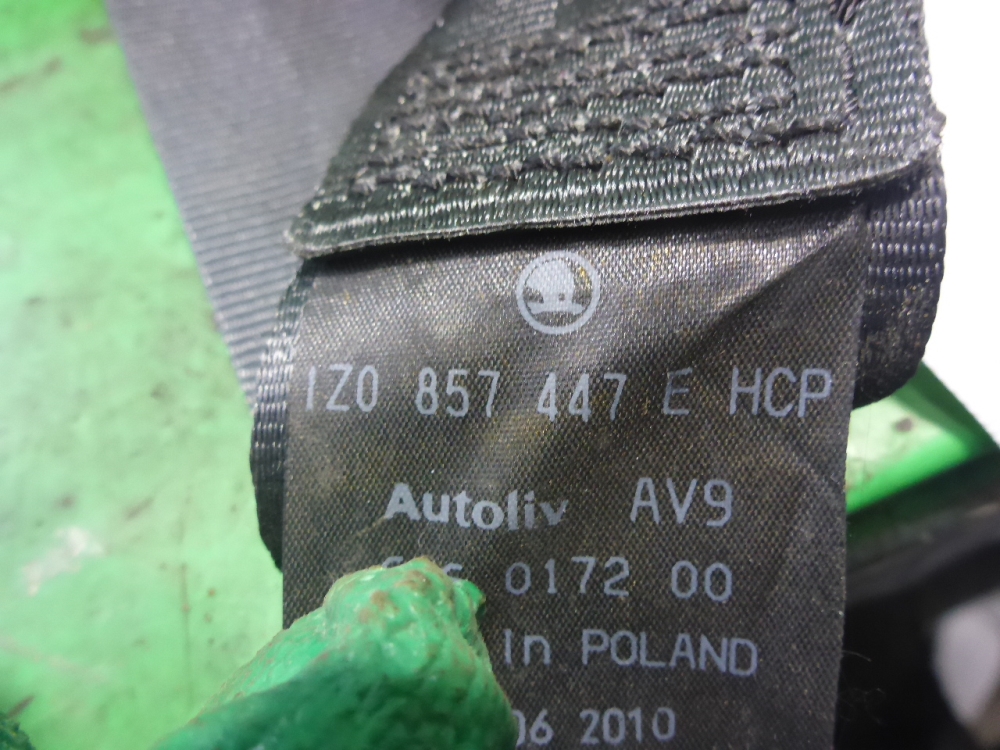 Ремень безопасности