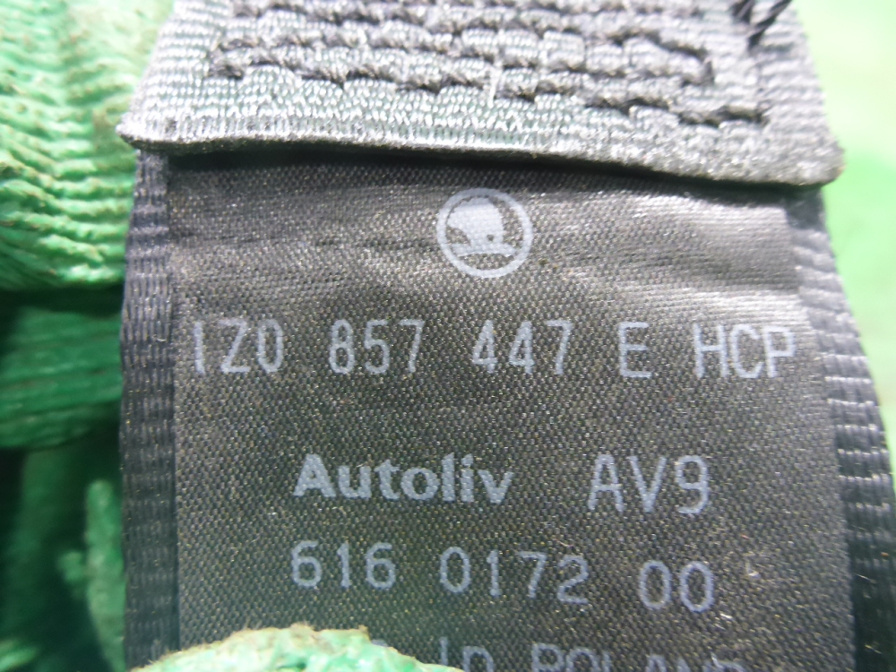 Ремень безопасности