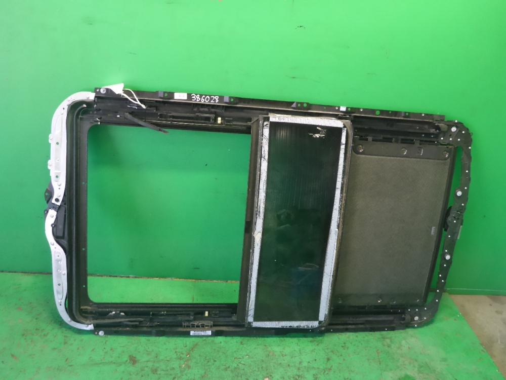 Люк в сборе электрический