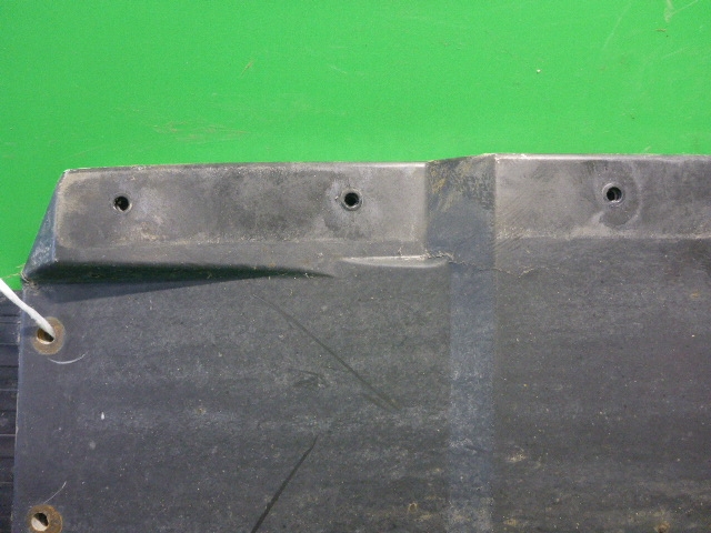 Крыло переднее задняя часть