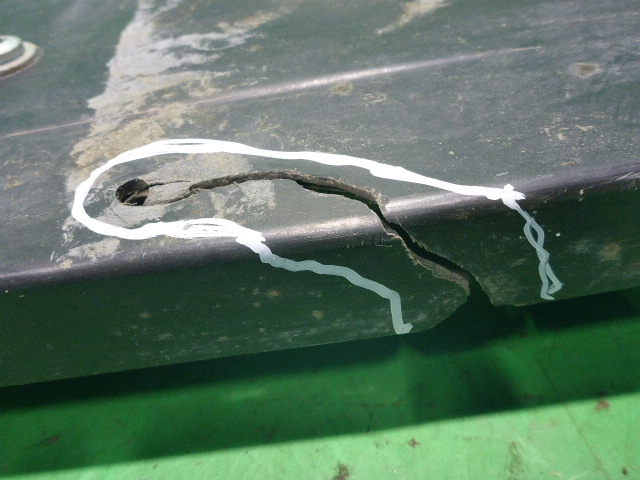 Крыло переднее задняя часть