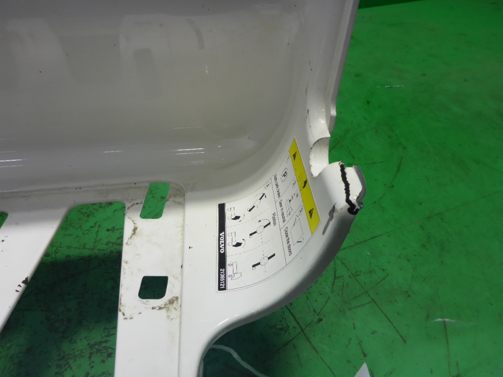 Подножка правая