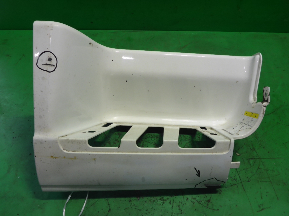 Подножка правая