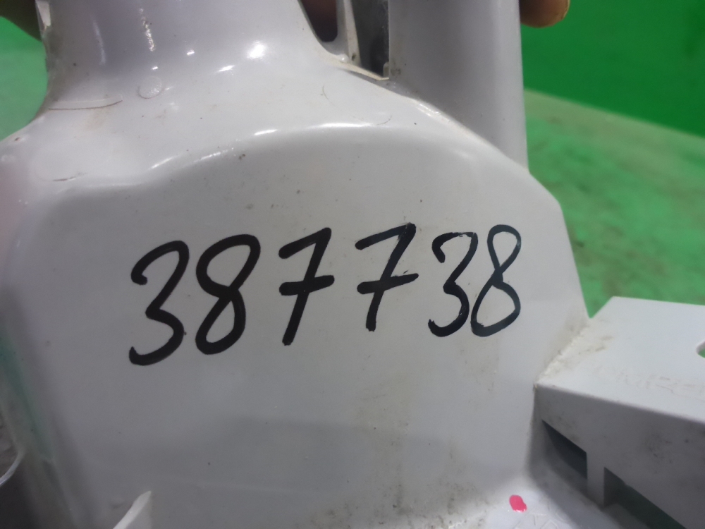 Фонарь задний в бампер правый