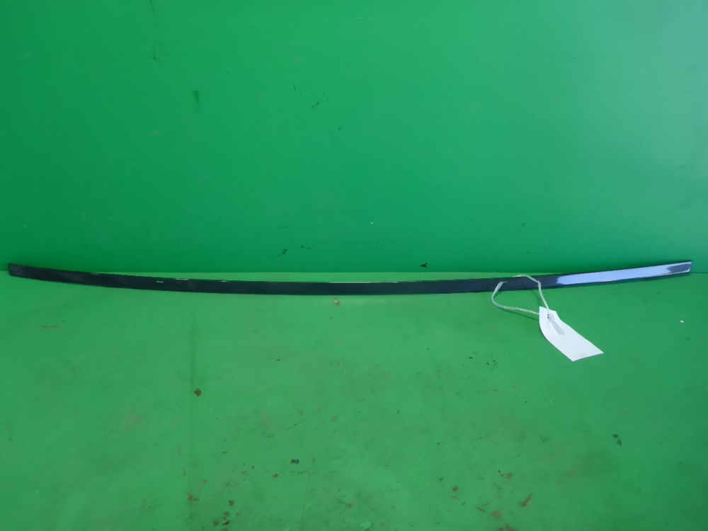 Молдинг крыши правый