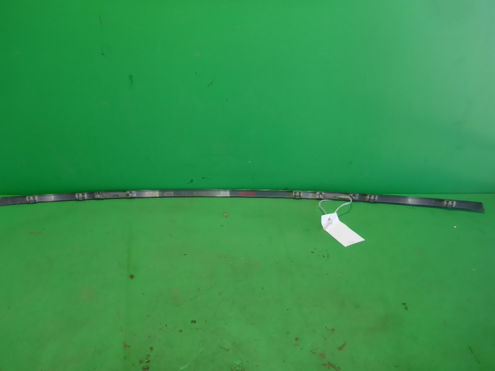 Молдинг крыши правый