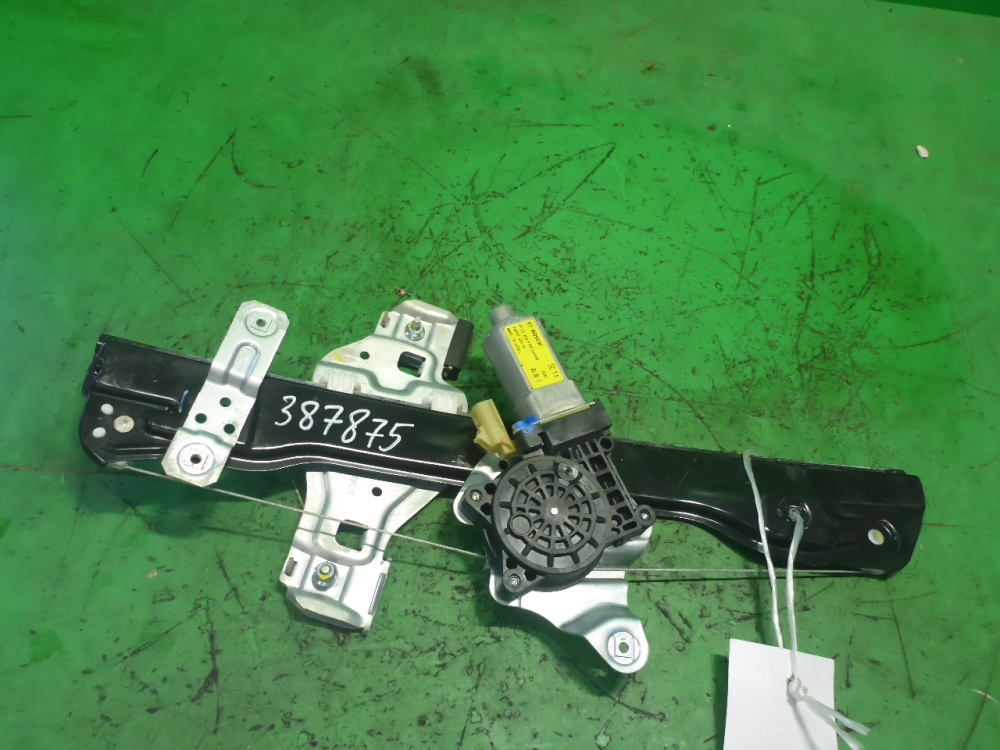 Стеклоподъемник электр. передний левый