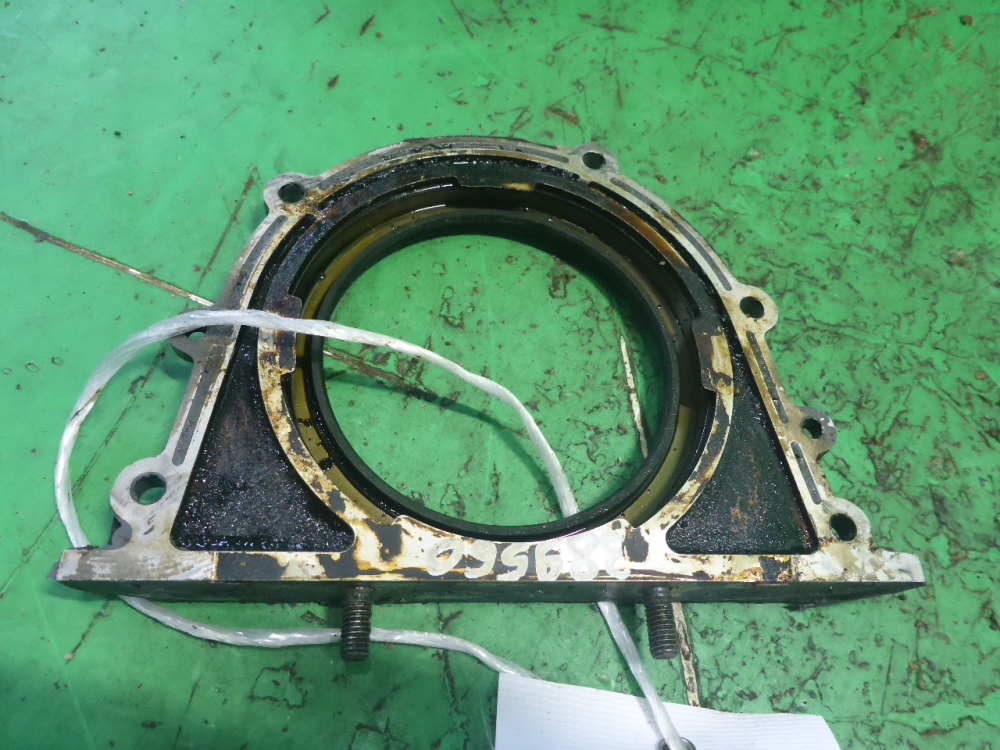 Крышка коленвала задняя