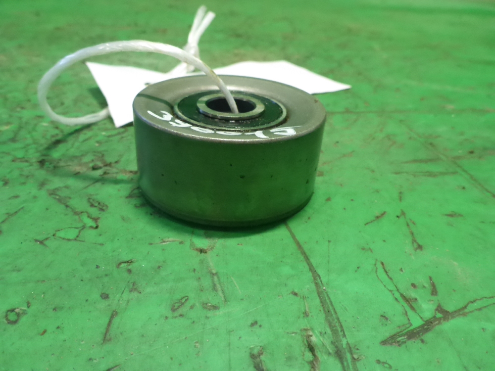 Ролик-натяжитель