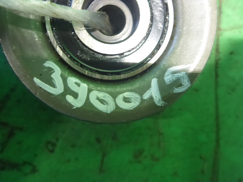 Ролик-натяжитель